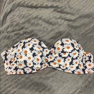 🛍 3/$10 Sunflower Strapless bikini top